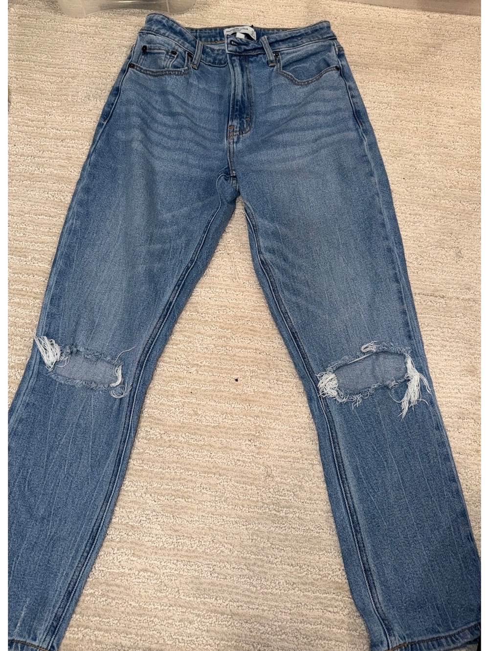 Abercrombie and Fitch The Skinny High Rise ripped jeans size 27 4